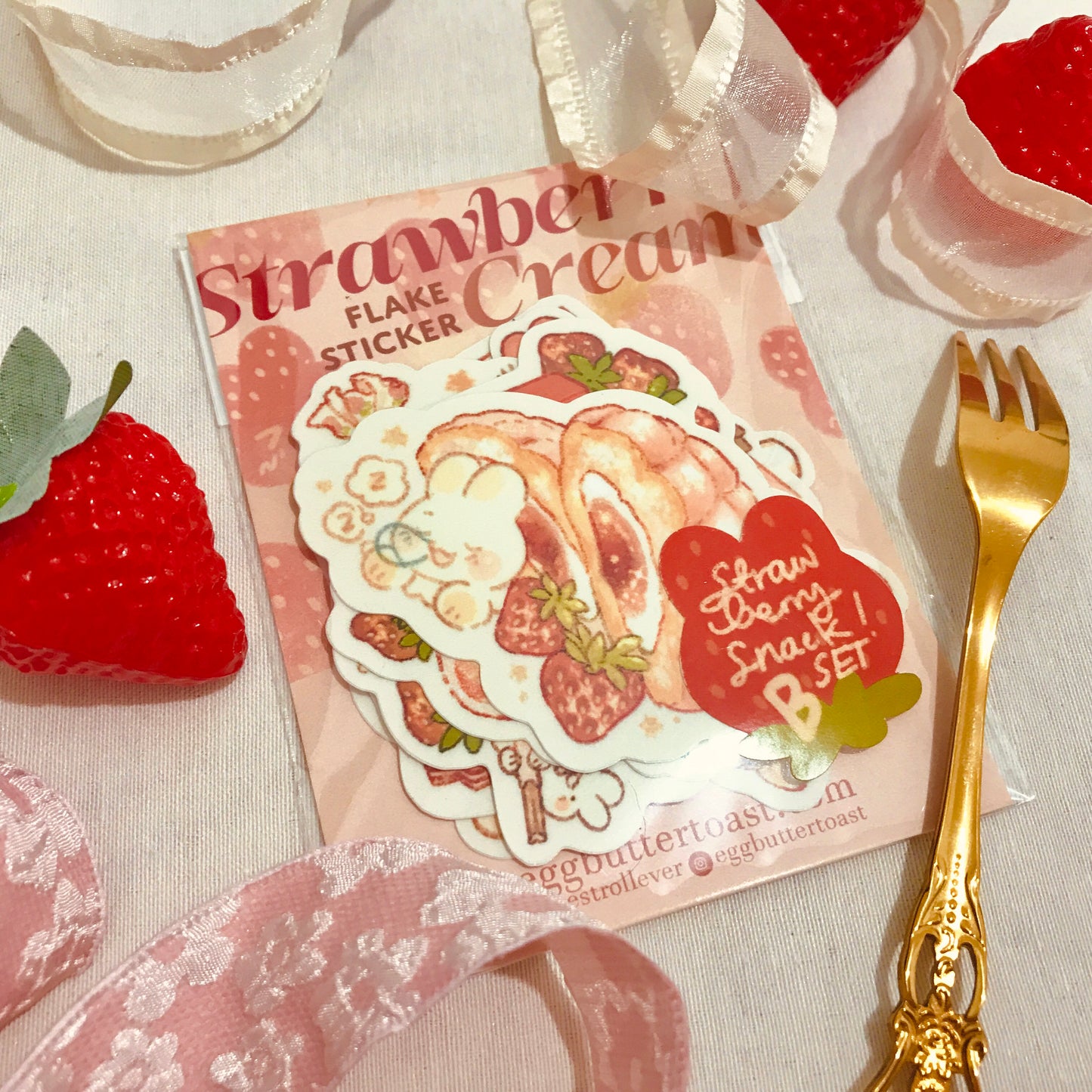 STRAWBERRY CREAM DIECUT STICKER B