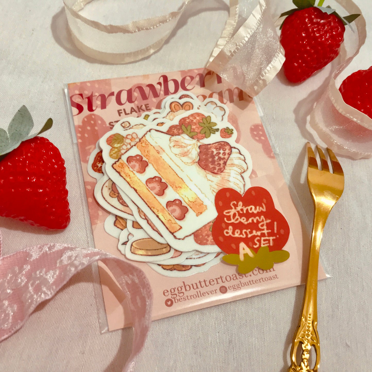 STRAWBERRY CREAM DIECUT STICKER A